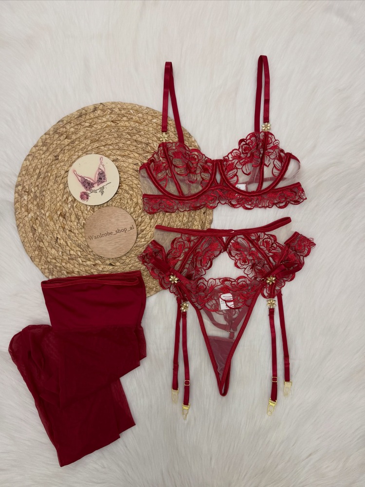 Set Lingerie Wanita Warna Burg - Lace Bralette Set ulasan dan harga